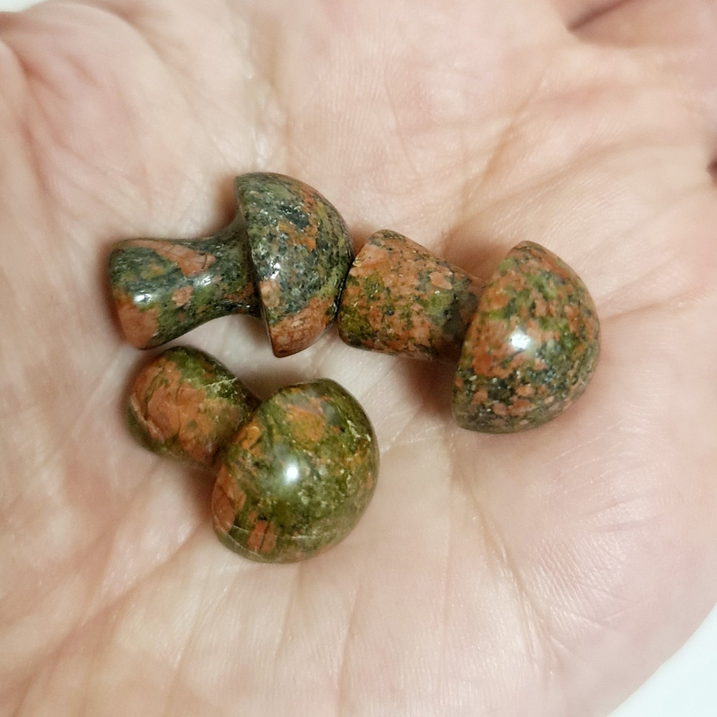 Mini Crystal Mushrooms