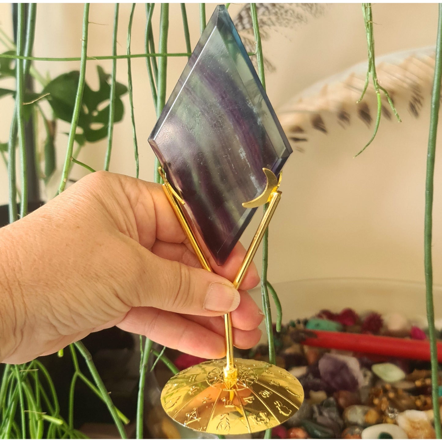 Fluorite Diamond & Zodiac Stand