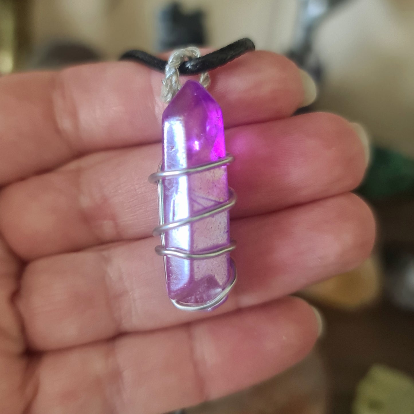 AURA PENDANT