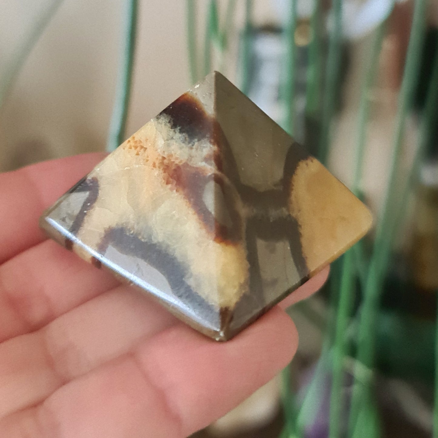 Septarian Pyramid