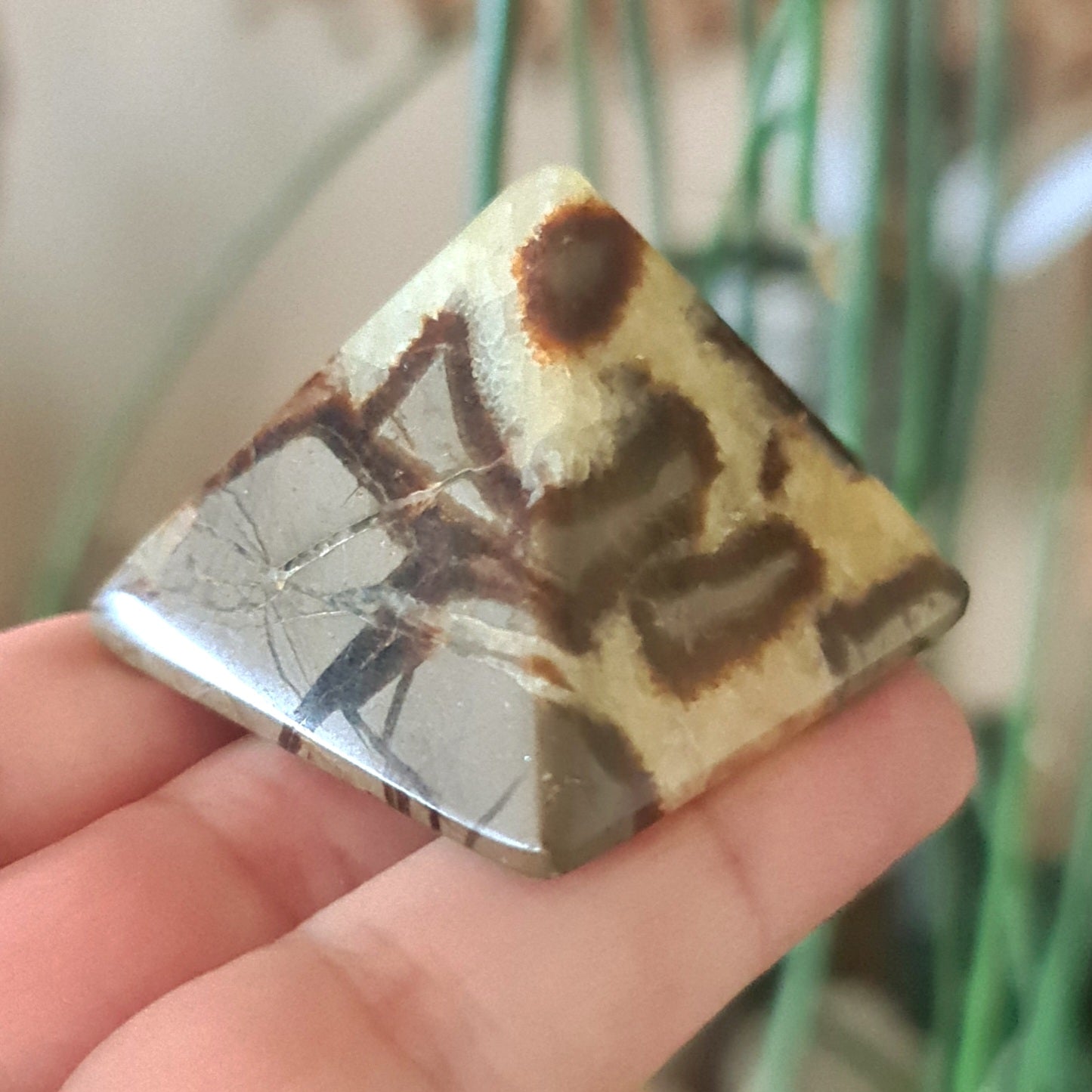 Septarian Pyramid