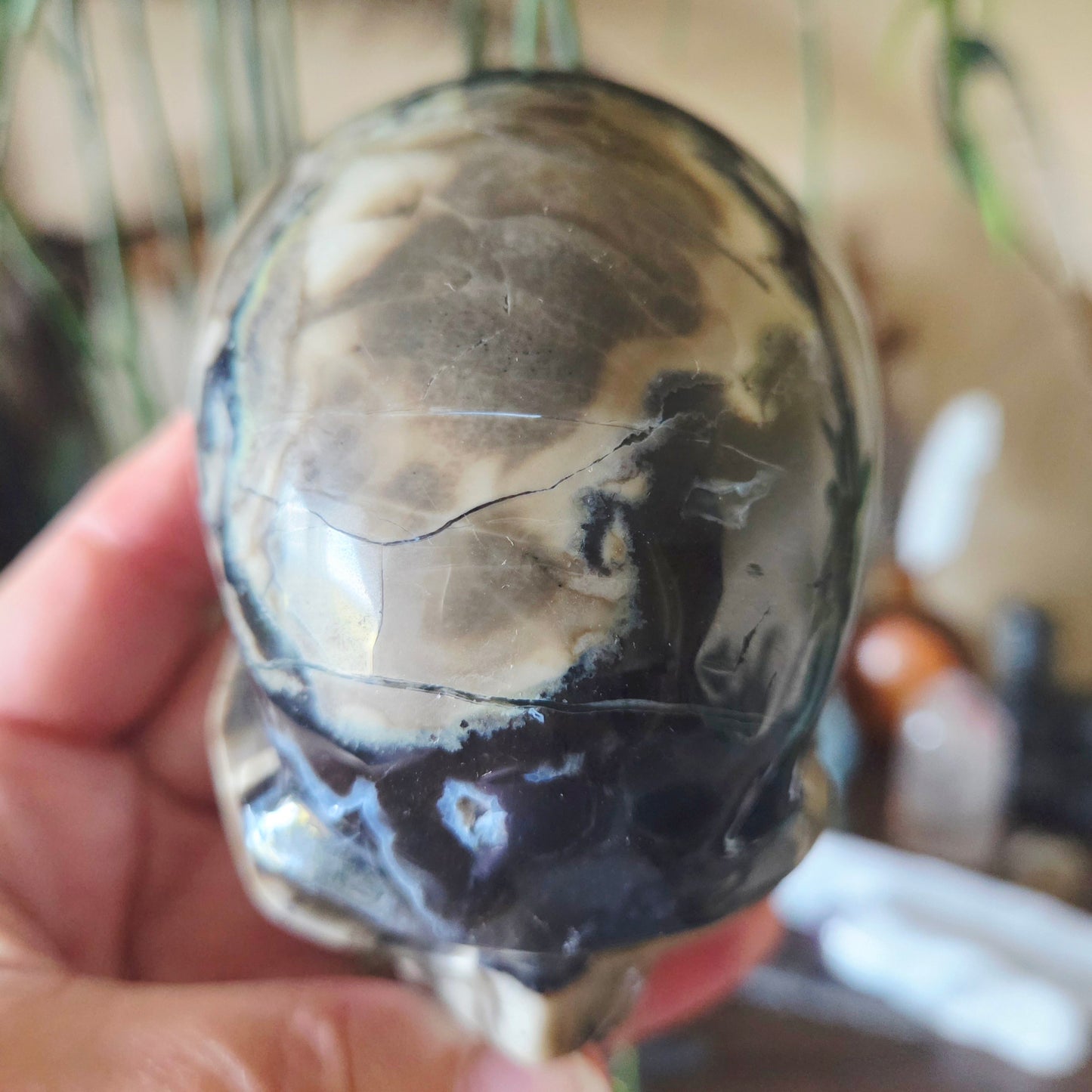 Volcano Agate Skull 700Gm