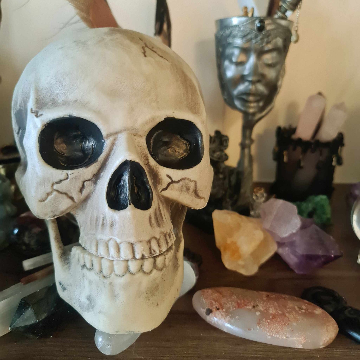 How to use a Crystal Skull?