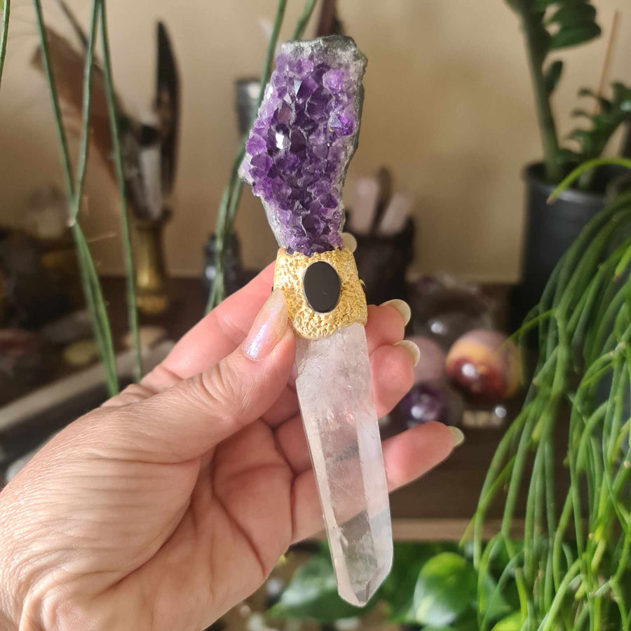 How To Work With Crystal Wands