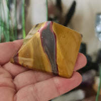 Mookaite Jasper Pyramid