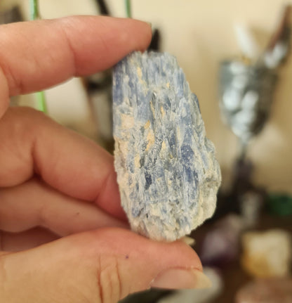 Kyanite Raw