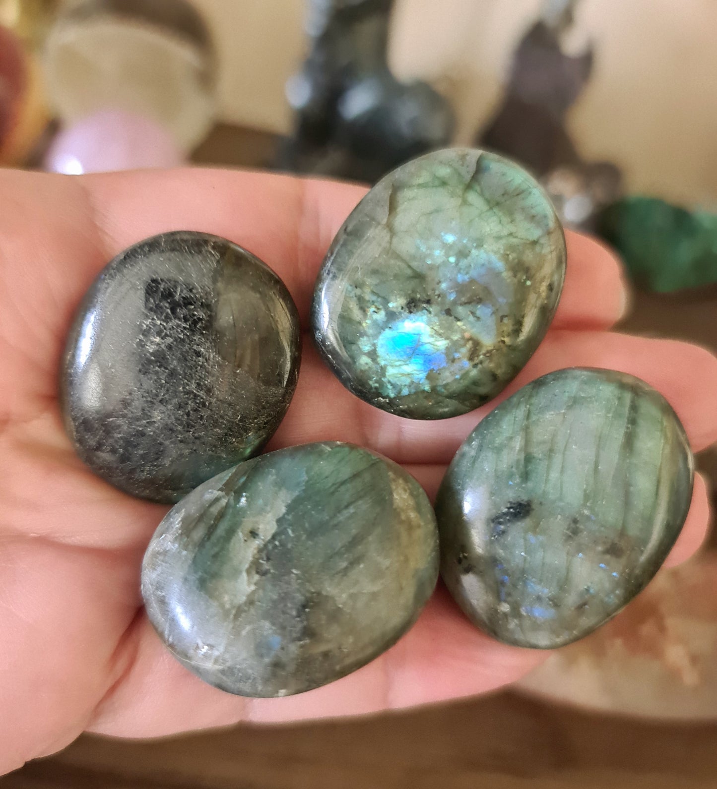 LABRADORITE PEBBLE