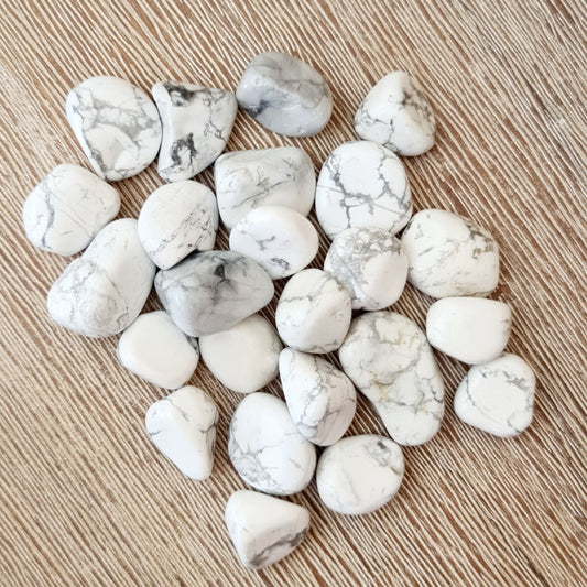 White Howlite Tumble - Small