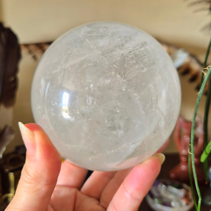 Clear Quartz Sphere 1.07Kg