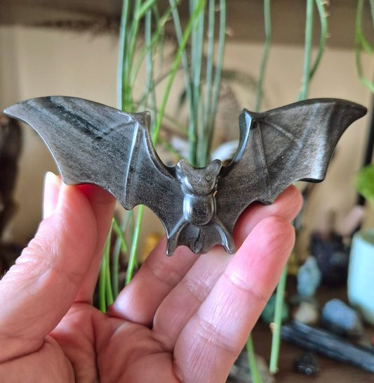 gold sheen bat made of crystal