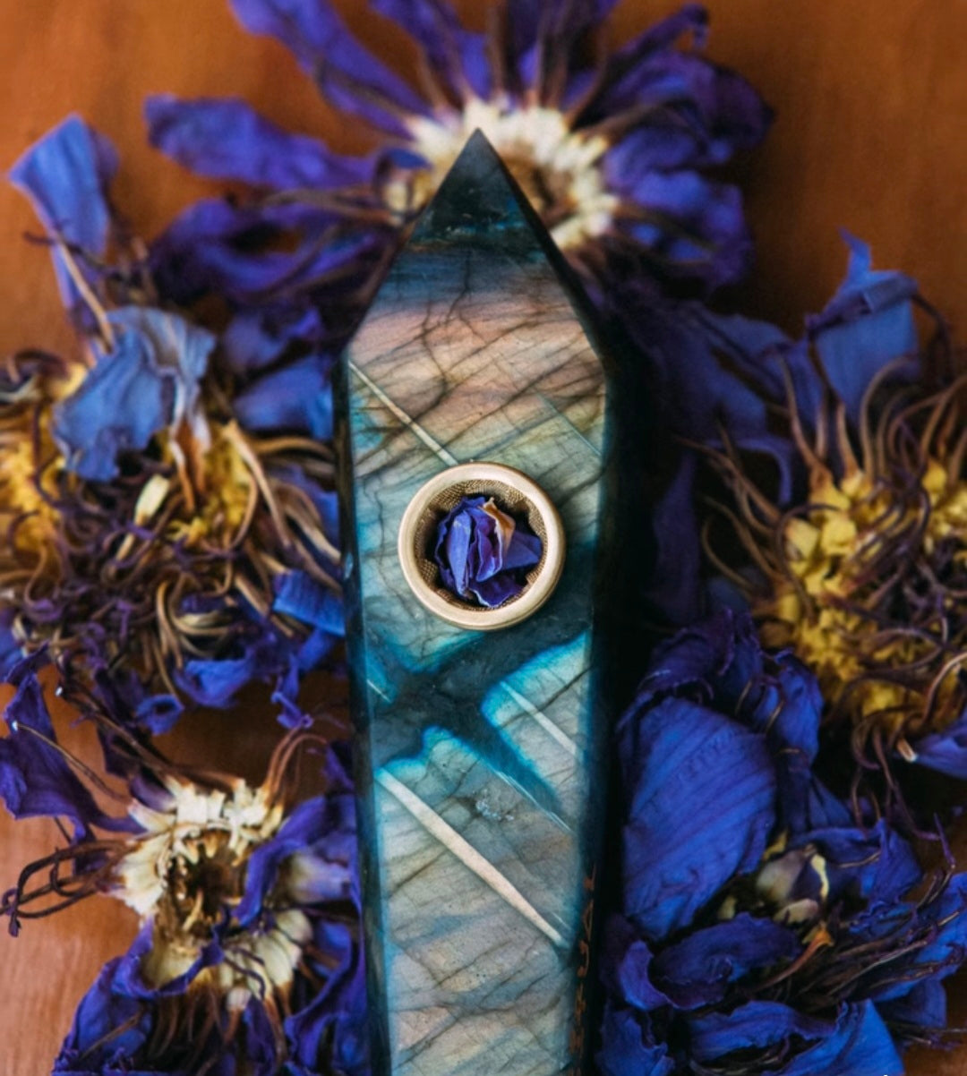 Ritual Oil Labradorite Peace Pipe & Blue Lotus Flowers
