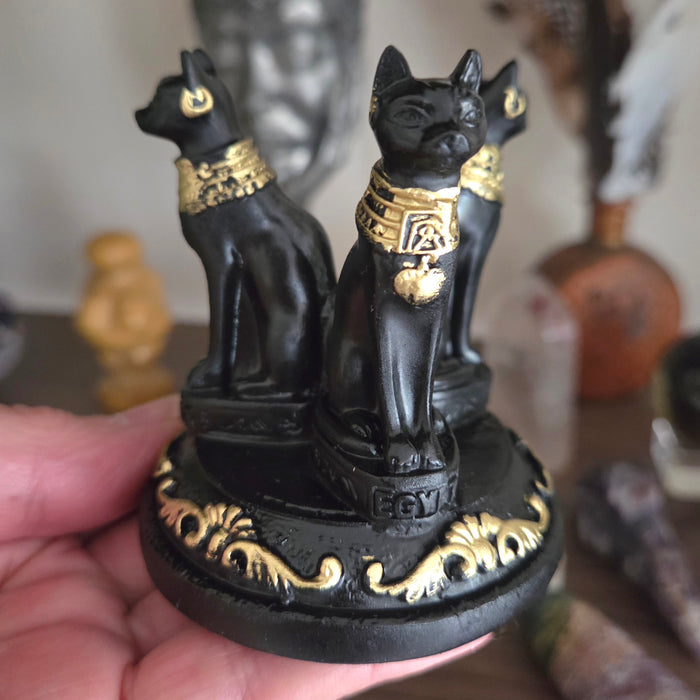 Sphinx Sphere Stand