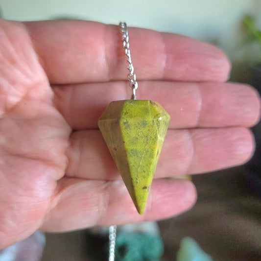 Crystal Pendulum