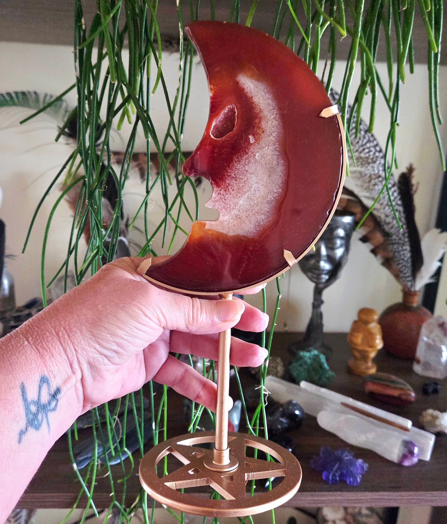 Red Agate Moon & Pentagram Stand