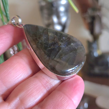 Labradorite Pendant