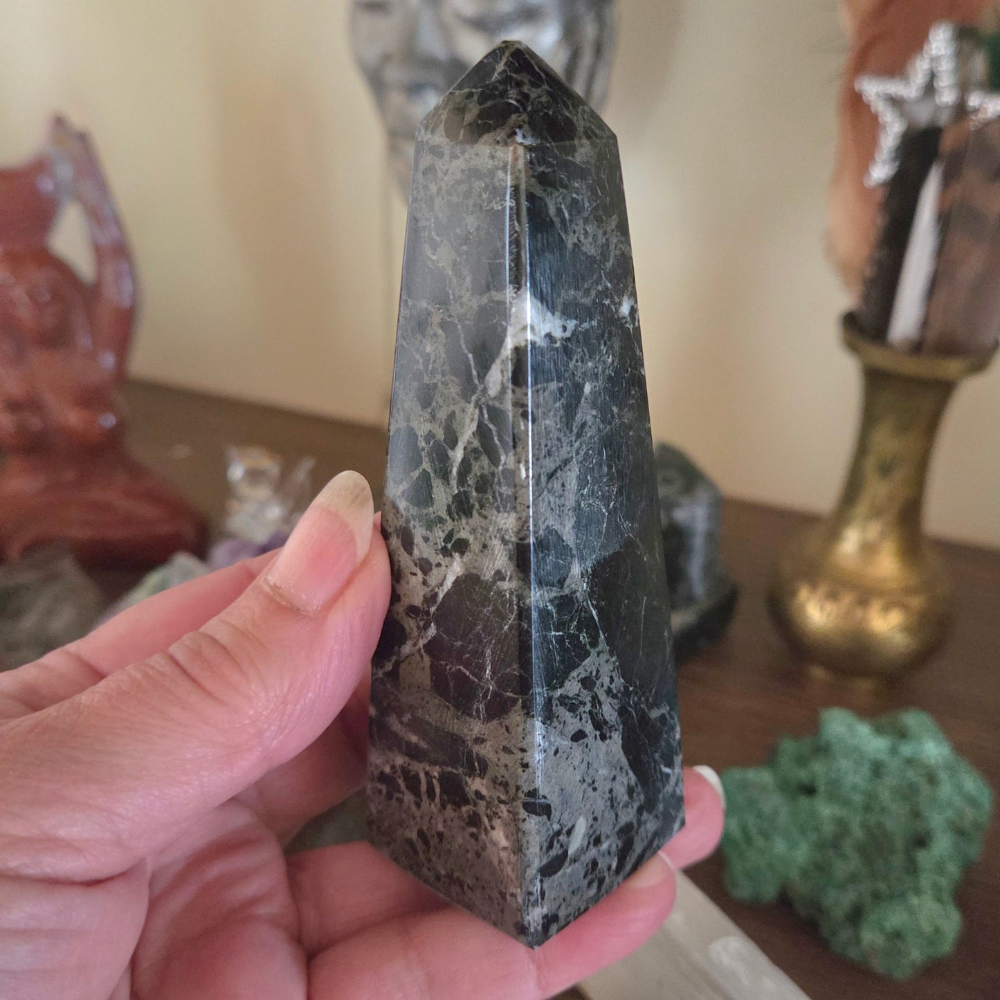 Black Onyx Tower - Mini
