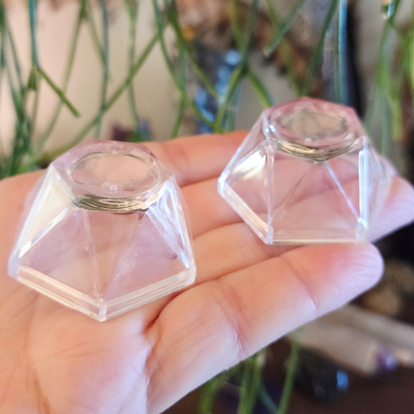 Acrylic Sphere Stand